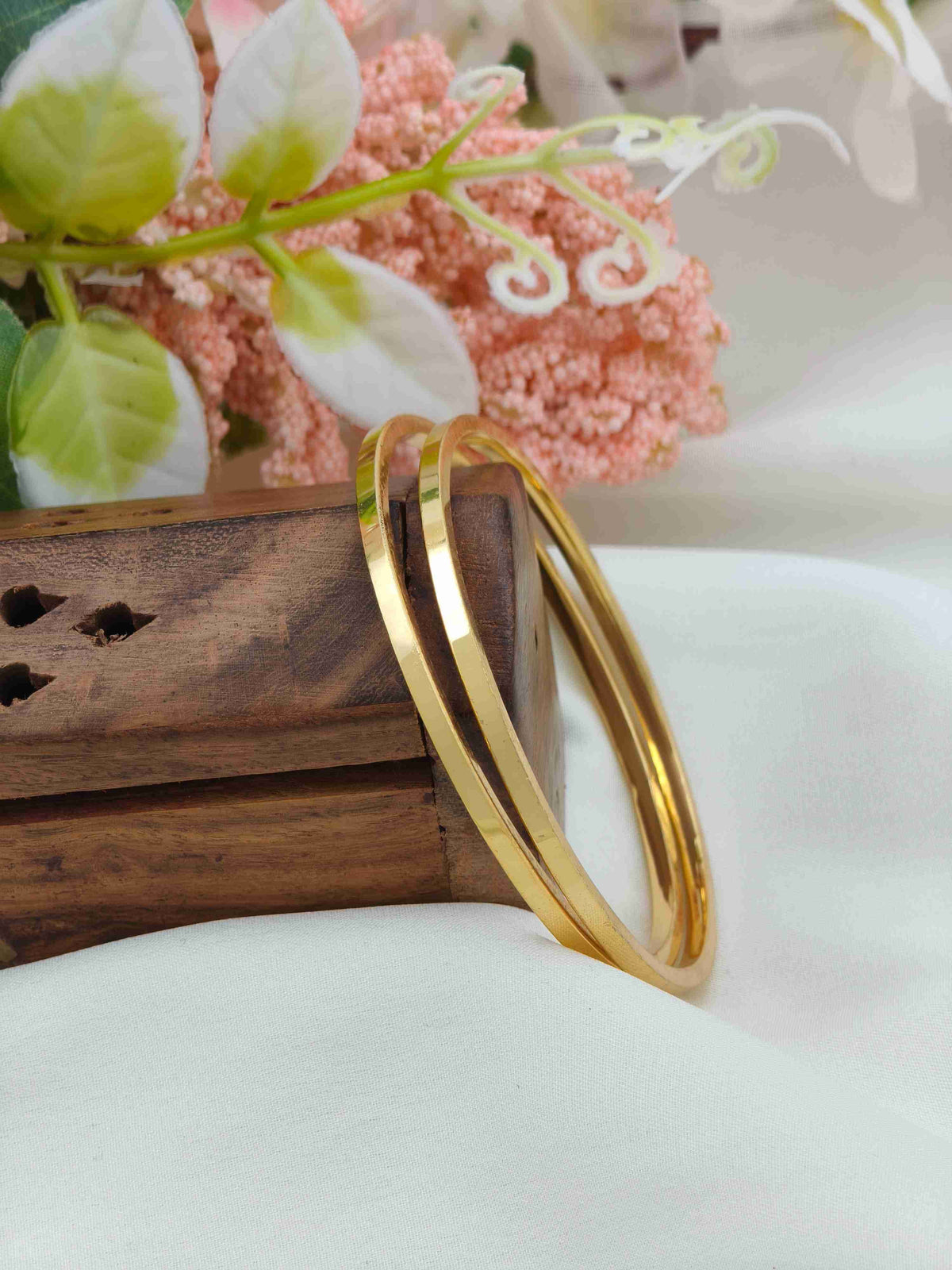 Plain classic bangle